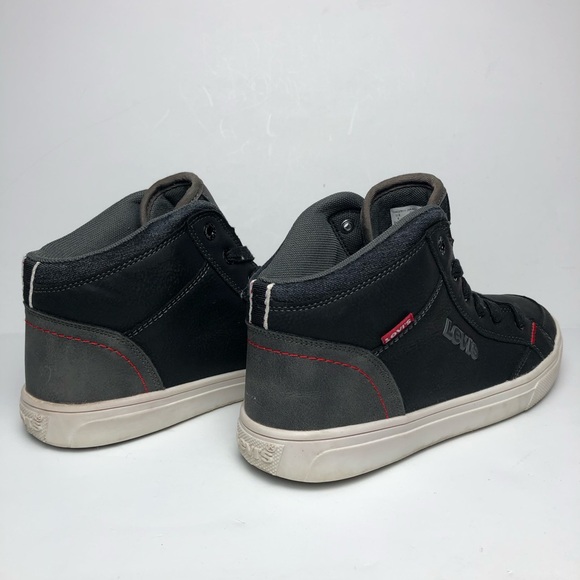 Levi’s Athletic Sneakers - Picture 5 of 7